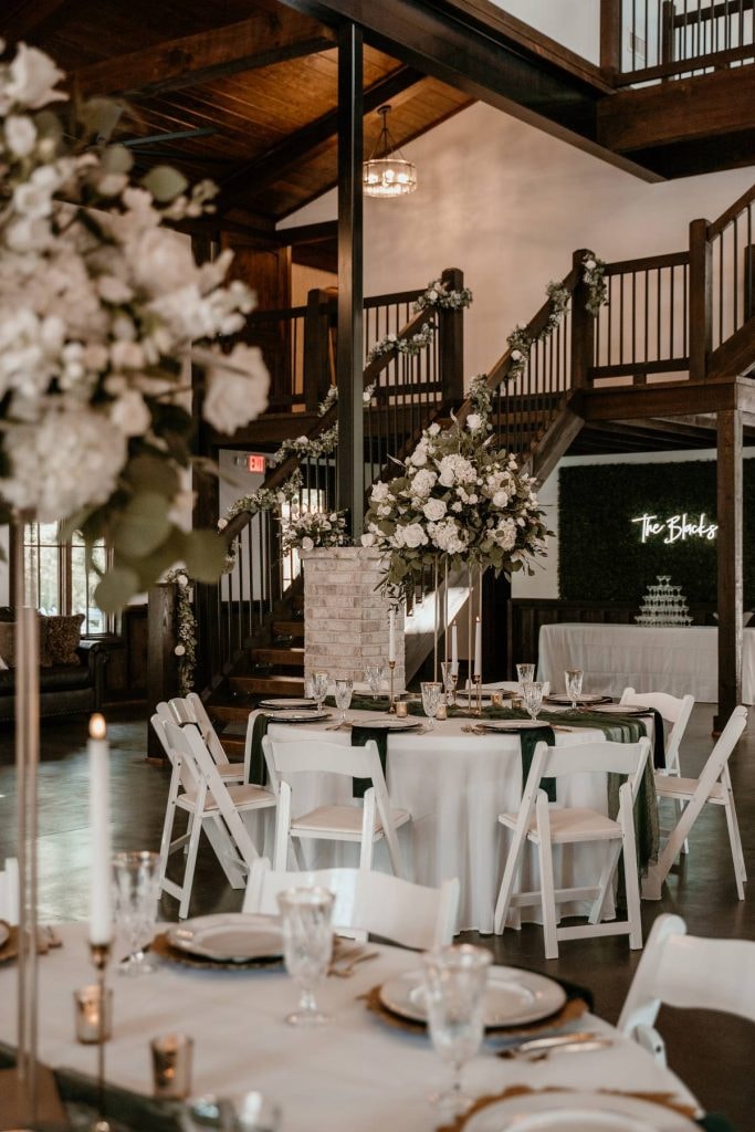 Candlelit dinner reception in the evening